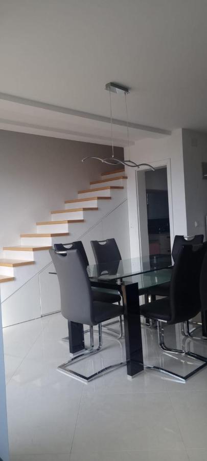 Apartmani Lanterna Krk Town Exterior photo